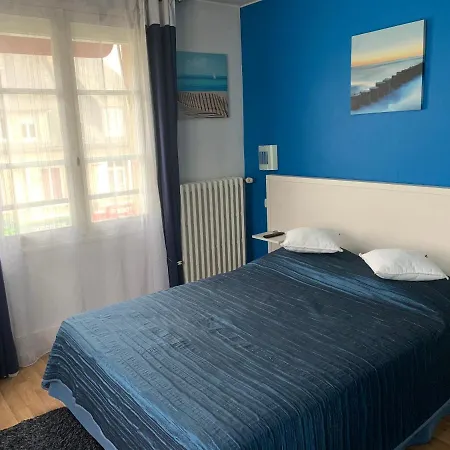 Au Vieux Puits * 维莱博卡日