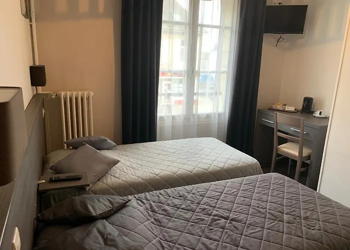 Au Vieux Puits Hotel *